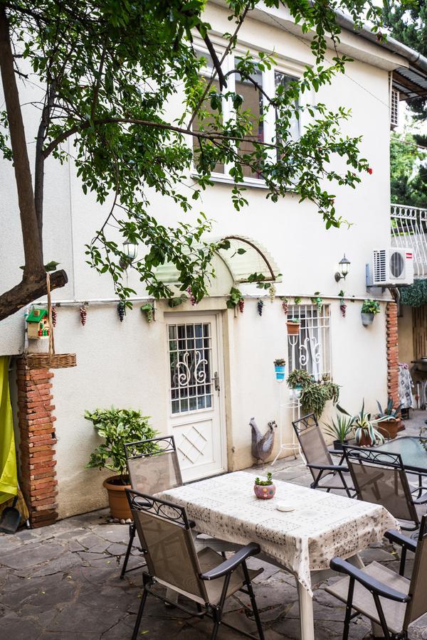 Sophie'S Garden Hotel Tbilisi Exterior foto