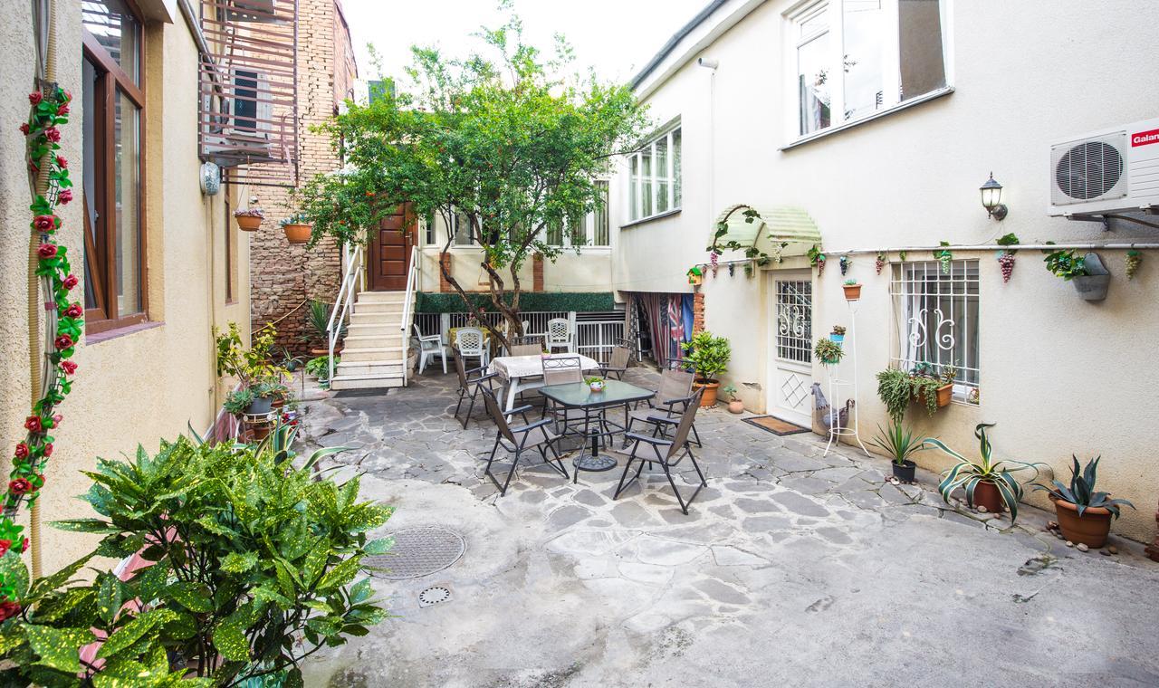 Sophie'S Garden Hotel Tbilisi Exterior foto
